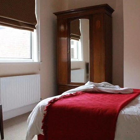 Woodland Guesthouse Дарлингтън Екстериор снимка