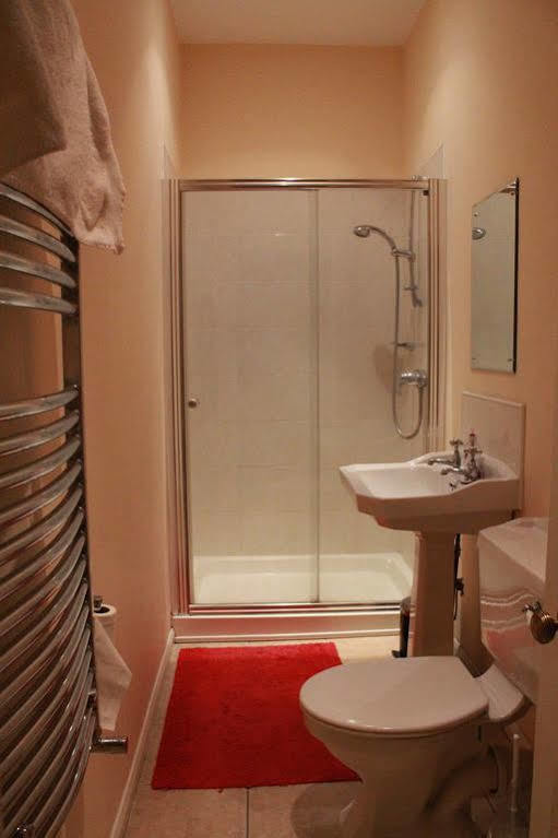 Woodland Guesthouse Дарлингтън Екстериор снимка