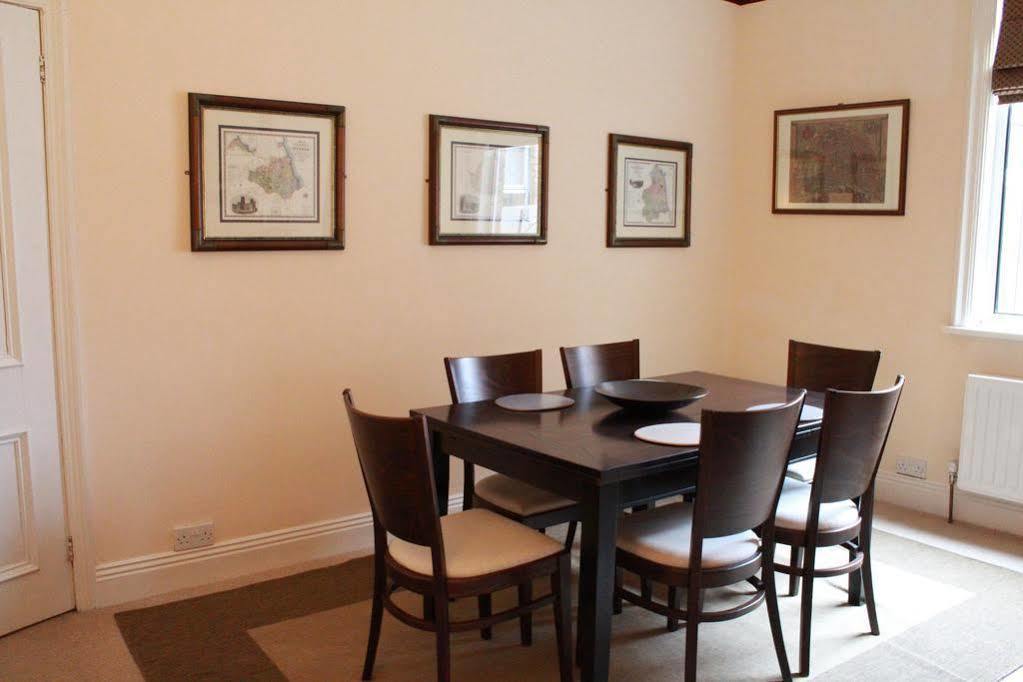 Woodland Guesthouse Дарлингтън Екстериор снимка